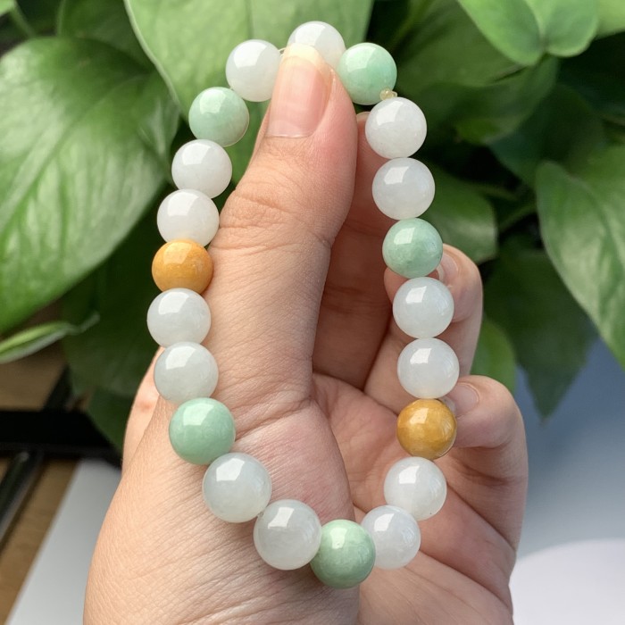 Emerald Bead String