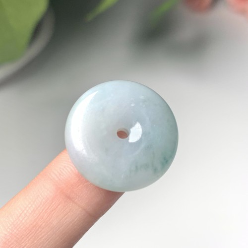 Emerald safety buckle