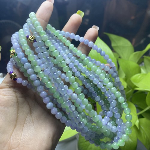 Emerald bead string