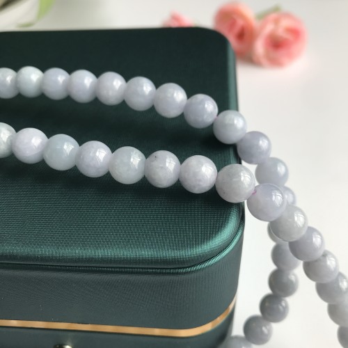 Jade bead string