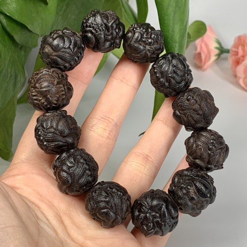 Wooden hand string