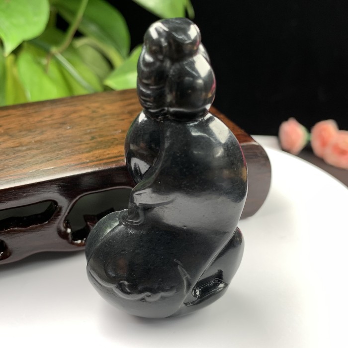 Nephrite