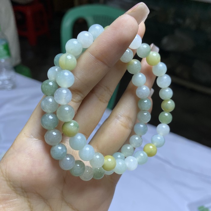 Jade bead chain