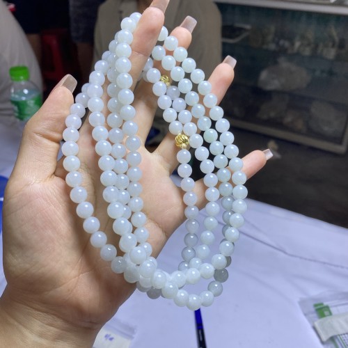 Jade bead chain