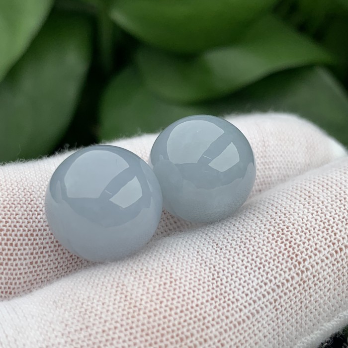 Jade beads