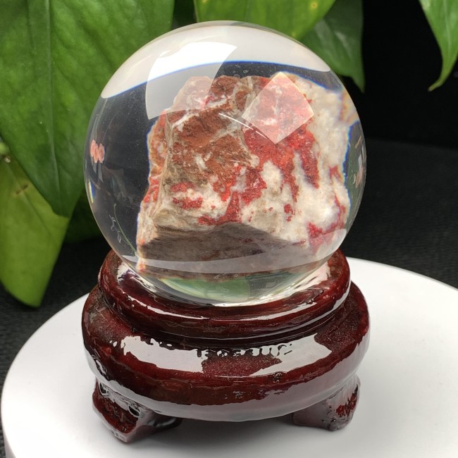 Vermilion ornaments