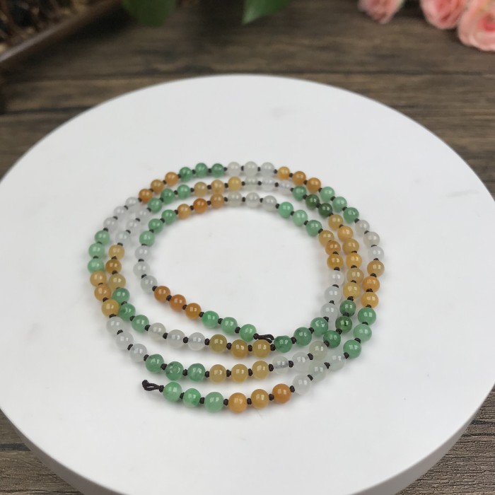 Emerald bead chain