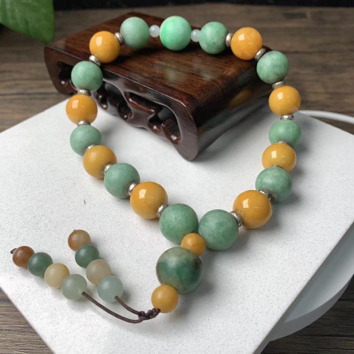 Emerald bead