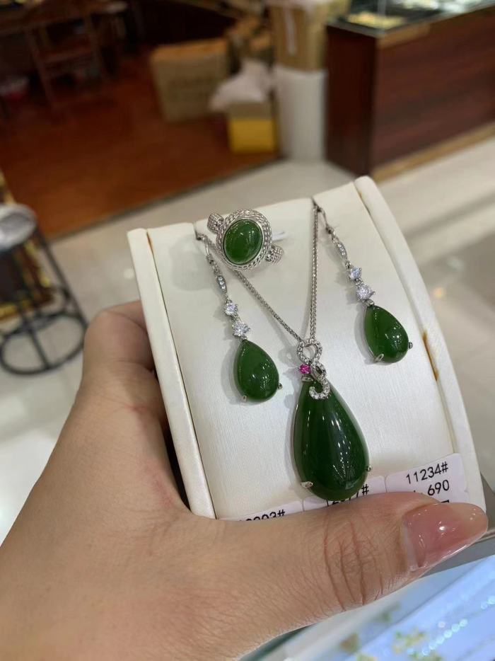 Hotan Jade