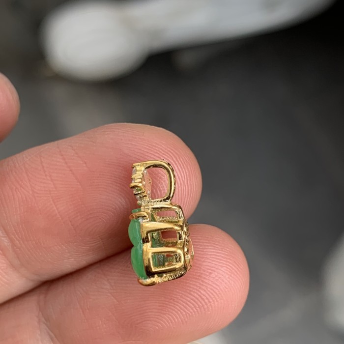 Jade pendant