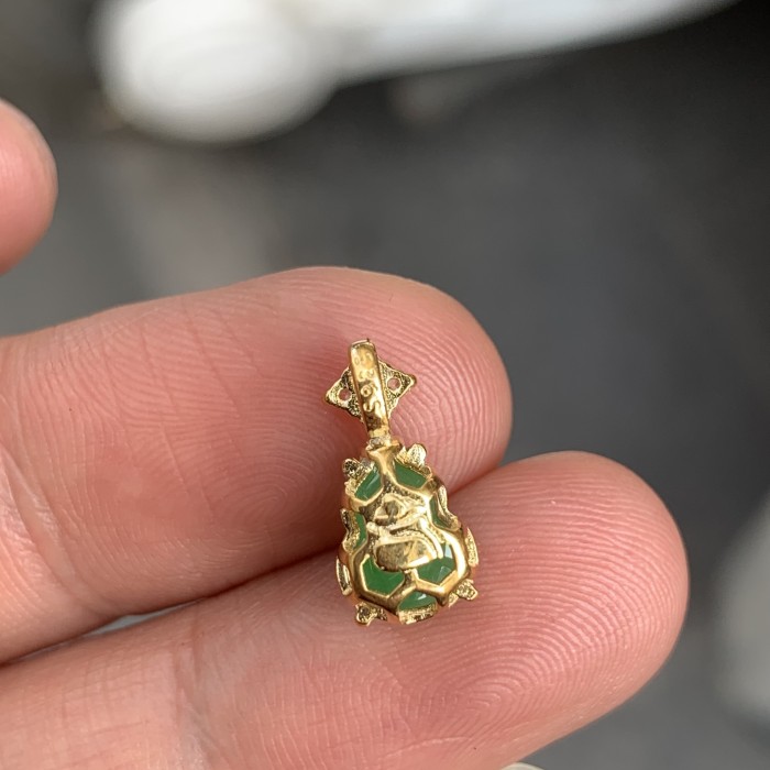 Jade pendant