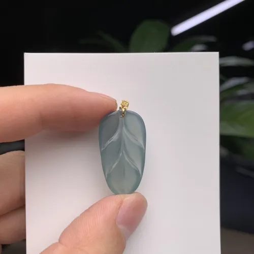  Jade 