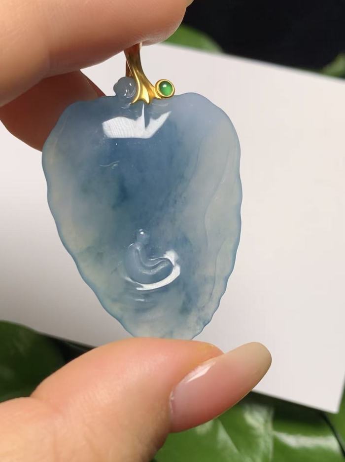  Jade