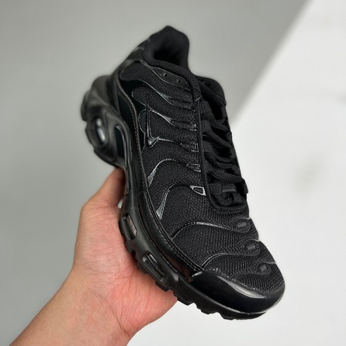 adult Air Vapormax plus TN black