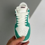 Kasina x  adult Dunk Low Road Sign Neptune Green white