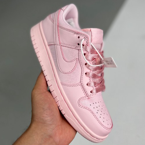 adult Dunk Low Prism Pink (2017-2022)