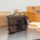 Louis Vuitton original S LOCK SLING BAG 21X14cm