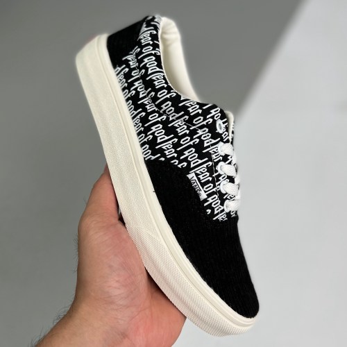 adult Low-Top Casual Skateboard Shoes black white
