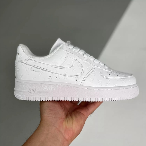 Louis Vuitton×Nike Air Force 1