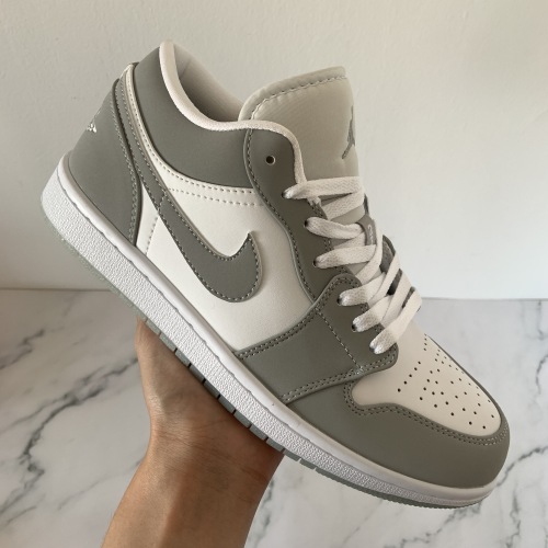 Nike adult air Jordan 1 Low Wolf Grey