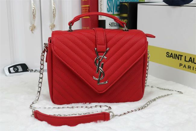 College Quilted Chain Bag red 0325