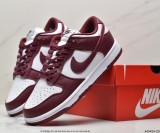 SB Zoom Dunk Low Red