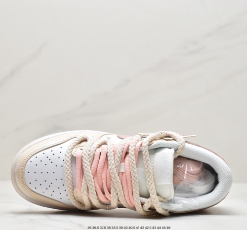 Original Dunk SB Low Pink