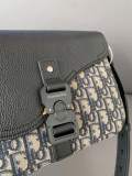 women's Original Jacquard Oblique Saddle Bag black 23cmx 17cm