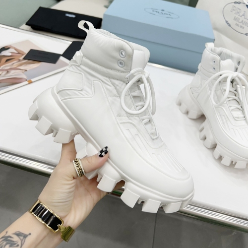 Cloudbust Thunder High top Sports shoes White