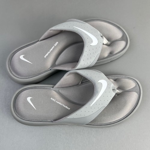 Ultra Comfort Thong grey 882697-001