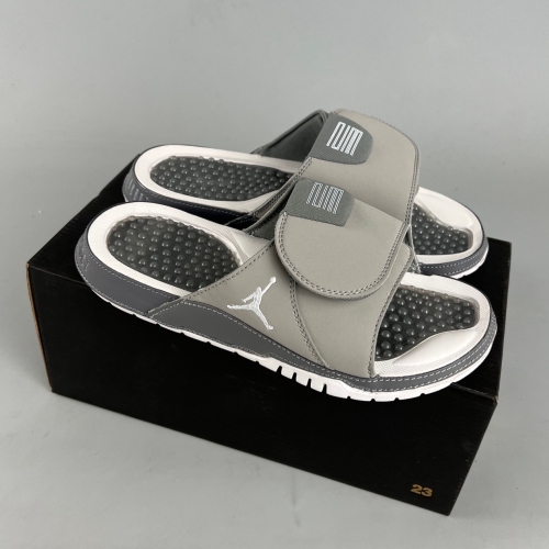 Hydro XI 11 Retro slippers Shallow khaki AA1336