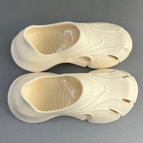 Men's adult sandals Off white