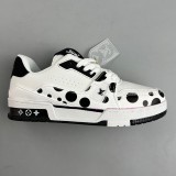 LV Trainer Yayoi Kusama Black White