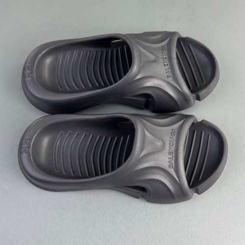 Men's adult sandals grey