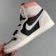 1 Retro High Neutral Grey Hyper Crimson 555088-018