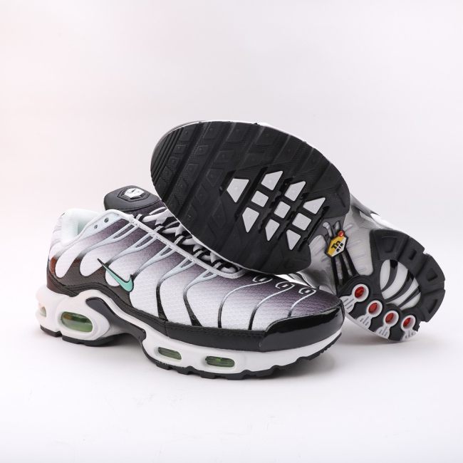 Air Max Plus Black Gradient Grey