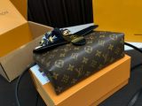 original womens Locky Monogram BB Noir Shoulder and Cross Body Bags