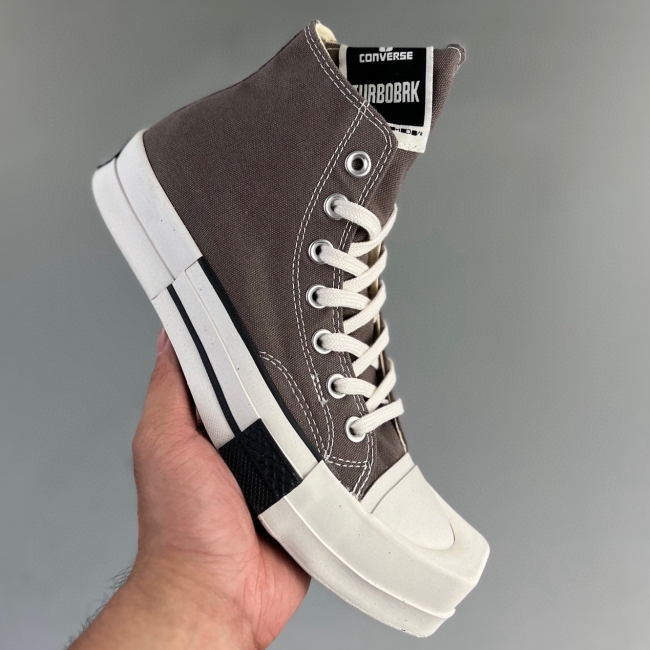 Adult canvas shoes brown