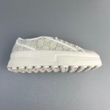 sneaker white
