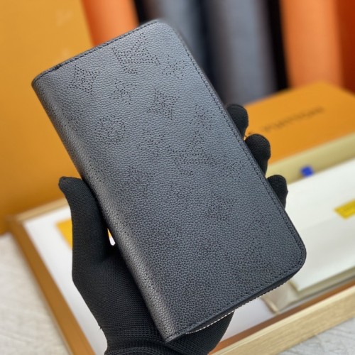 Women's Zippy Silver Hardware Printed Perforated Design Calfskin Wallet black M61867