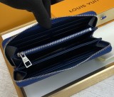 Men's New Retro Embossed Calf Leather Wallet Card Bag blue M60017