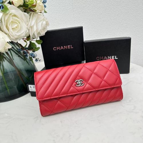 Women's Metal Logo Quilted Sewn Finish Cowhide Wallet red 0861