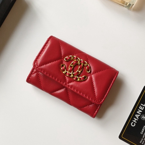 Women's Classic Gold Chain Logo Fliped Leather Wallet red AP1790