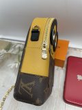 Women's Classic Printed Yellow Man Cute Style Leather Phone Bag