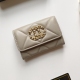Women's Classic Gold Chain Logo Fliped Leather Wallet grey AP1790