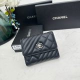 Women's Metal Logo Quilted Sewn Finish Cowhide Wallet black 0863