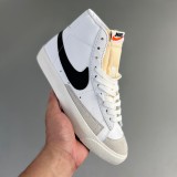 SB Blazer Zoom Mid Pro Qs Board shoes White black DQ7673-100