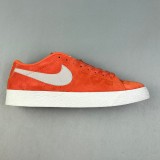 SB Blazer Zoom Low Board shoes white orange 864347