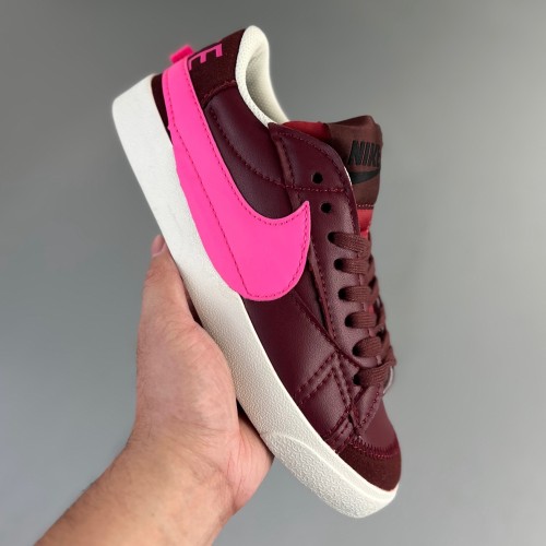 Blazer Low 77 Jumbo Board shoes red pink DQ1470-601
