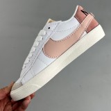 Blazer Low 77 Jumbo Board shoes White pink DN2158-100